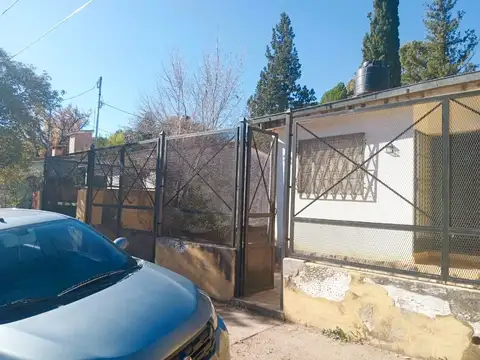 Venta casa dos dormitorios capilla del monte