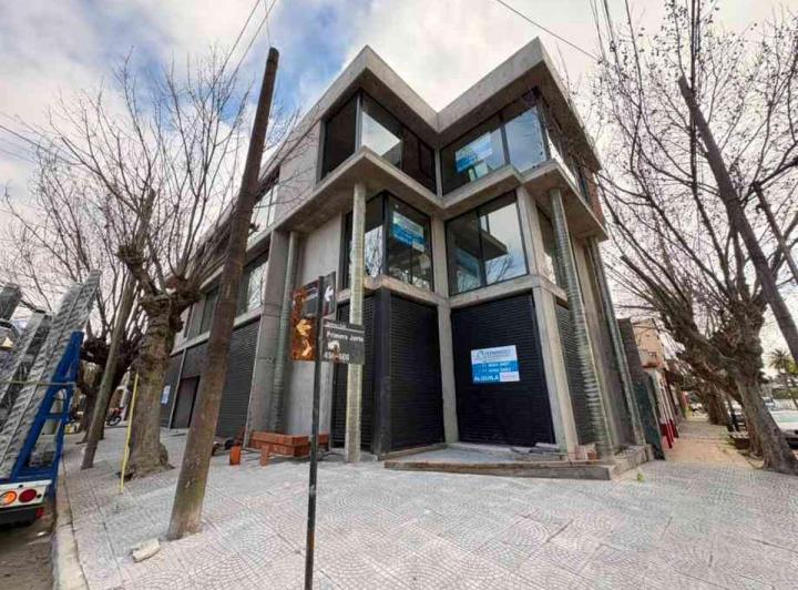 Oficina comercial · 140m² · 1 Ambiente