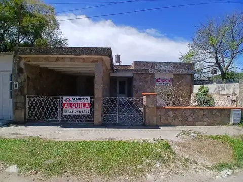 Alquiler | casa | 1 dormitorio | cochera | capitán bermúdez | barrio celulosa