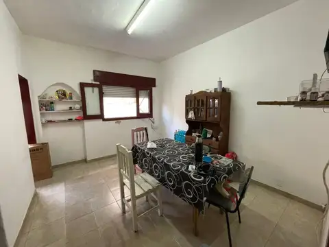Venta interno dos dormitorios ph