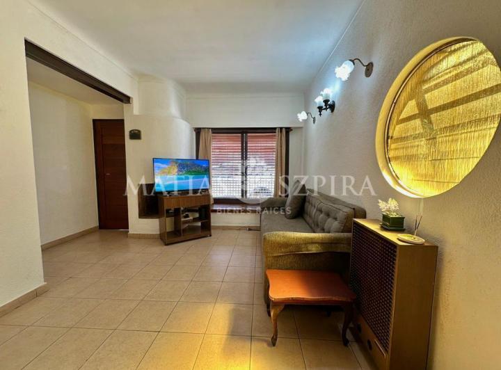 Casa · 132m² · 4 Ambientes · 2 Cocheras