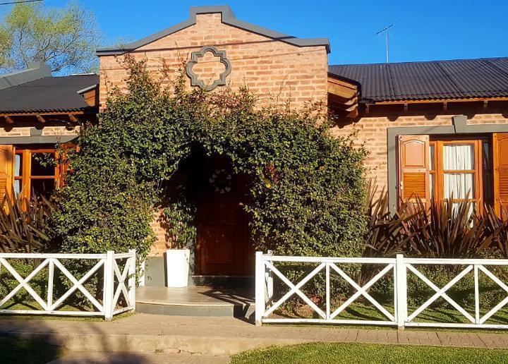 Casa · 148m² · 4 Ambientes · 2 Cocheras