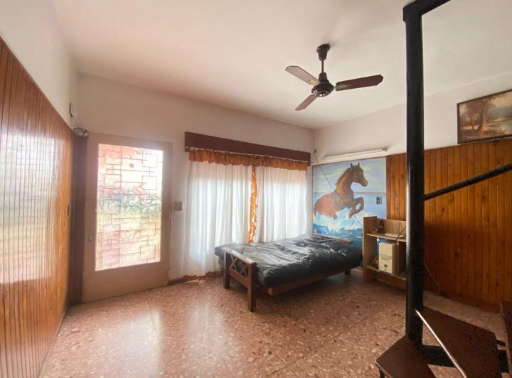 Casa · 200m² · 4 Ambientes · 1 Cochera