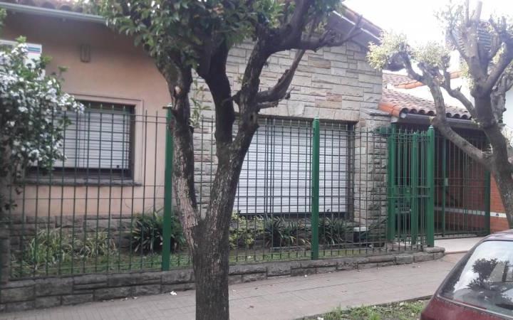 Casa · 113m² · 3 Ambientes · 1 Cochera