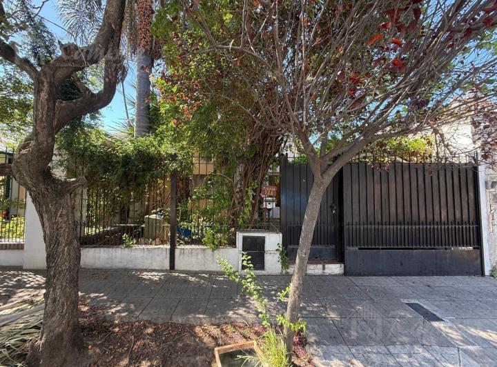 Casa · 114m² · 4 Ambientes · 2 Cocheras