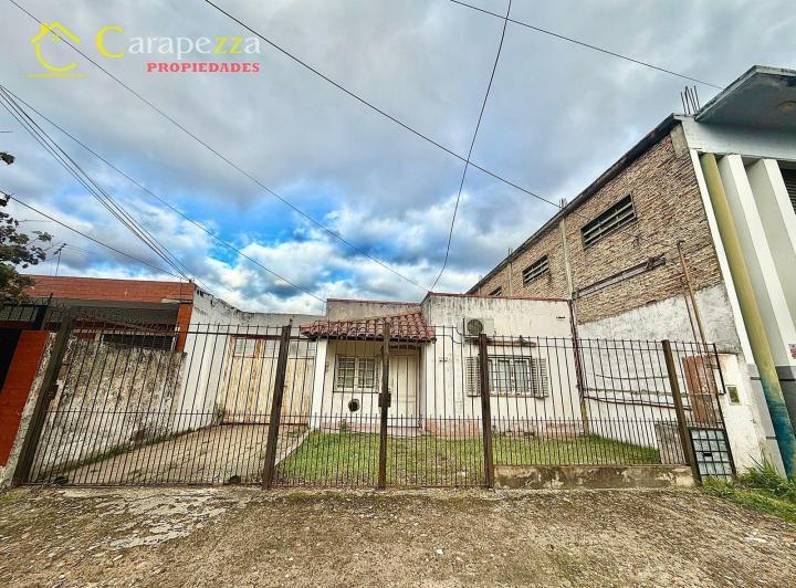 Casa · 81m² · 3 Ambientes · 3 Cocheras