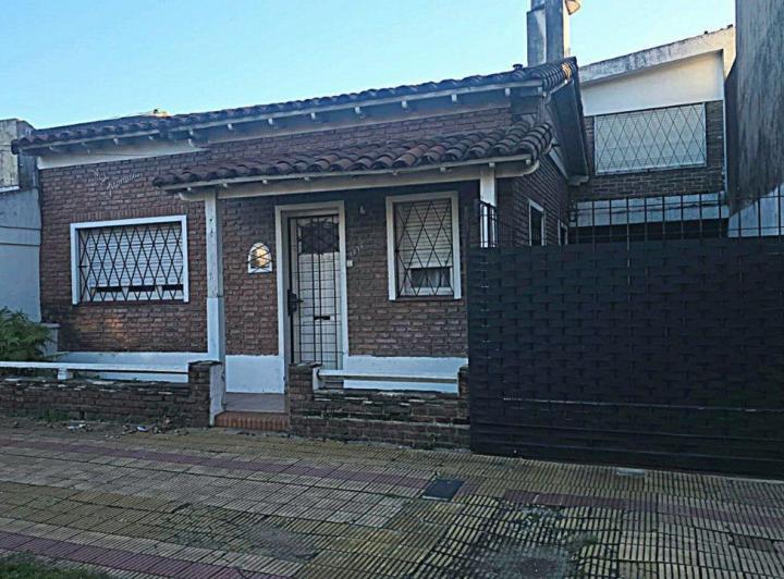 Casa · 116m² · 5 Ambientes · 3 Cocheras