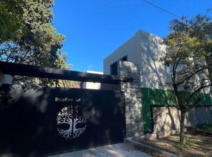Casa · 122m² · 6 Ambientes