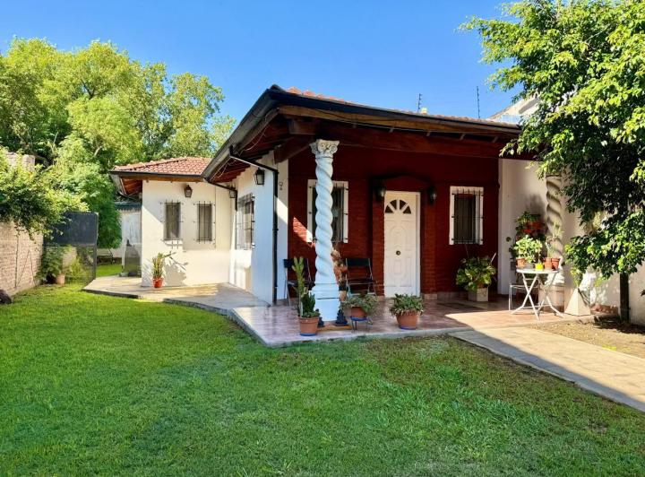 Casa · 158m² · 3 Ambientes · 1 Cochera