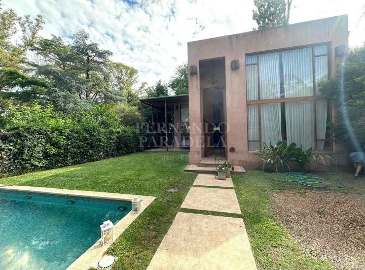 Casa · 270m² · 5 Ambientes