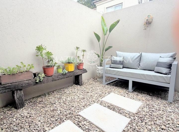 Casa · 86m² · 4 Ambientes · 1 Cochera