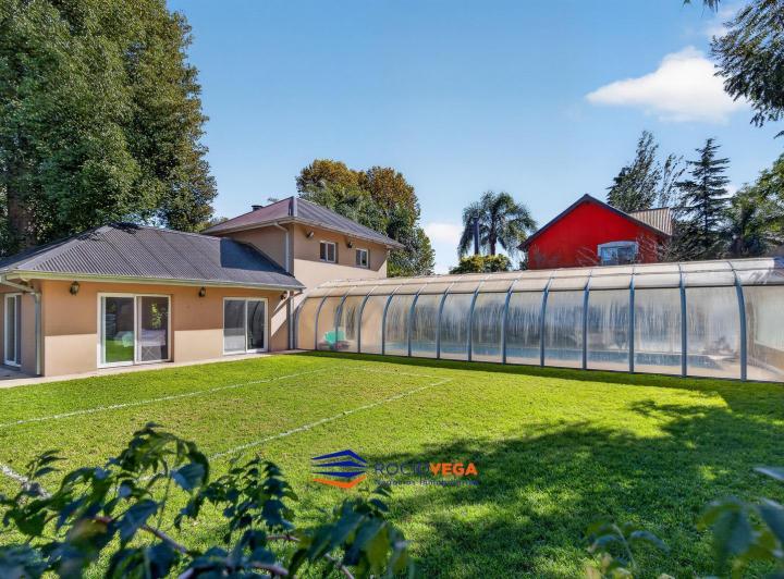 Casa · 625m² · 2 Ambientes