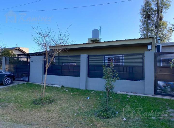 Casa · 271m² · 4 Ambientes · 1 Cochera