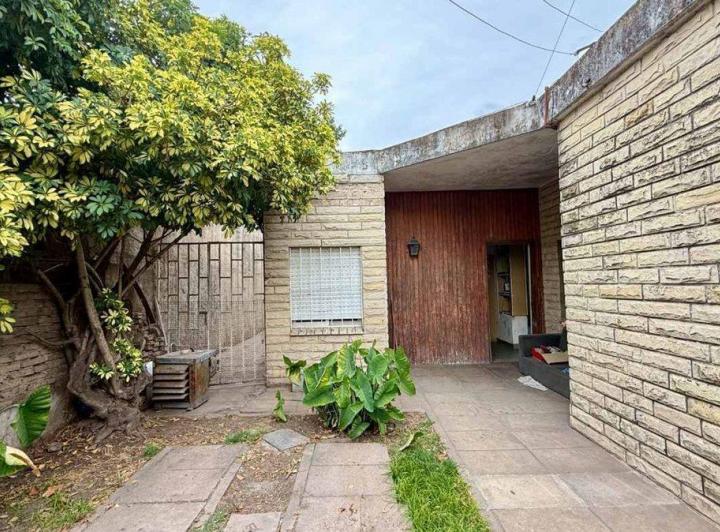 Casa · 150m² · 5 Ambientes · 1 Cochera