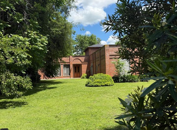 Casa · 132m² · 5 Ambientes · 1 Cochera