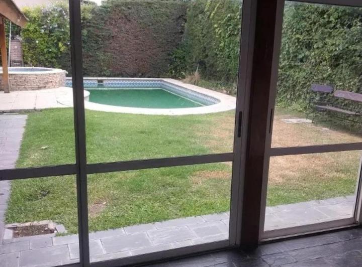 Casa · 130m² · 6 Ambientes