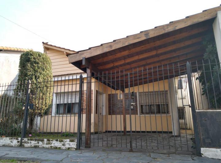 Casa · 117m² · 4 Ambientes · 1 Cochera