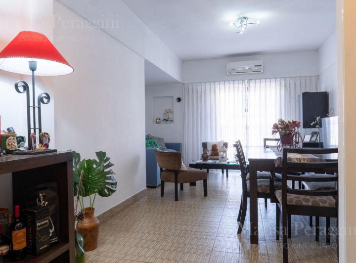 Casa · 202m² · 4 Ambientes · 1 Cochera