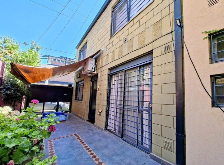 Casa · 65m² · 2 Ambientes · 1 Cochera