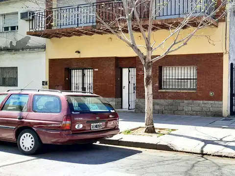 Ph 3amb. al fte. c/patio sanabria al 900
