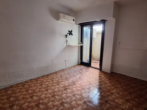 Venta monoamb limite caballito apto prof patio