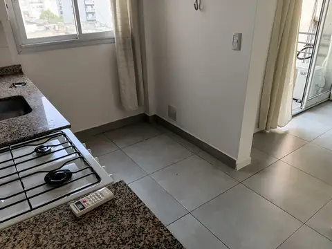 Gran monoambiente apto profesional. excelente ubicacion