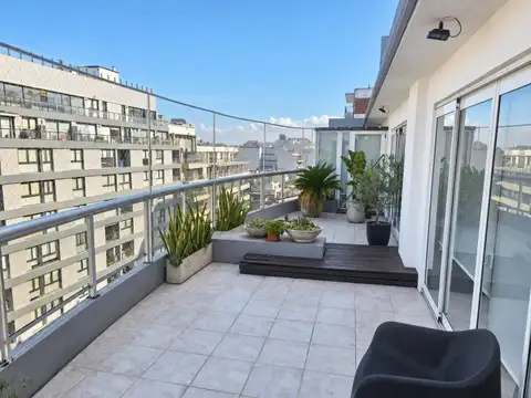 Venta de exelente departamento de 3 amb + escritorio con gran balcon y amenities en villa urqui...