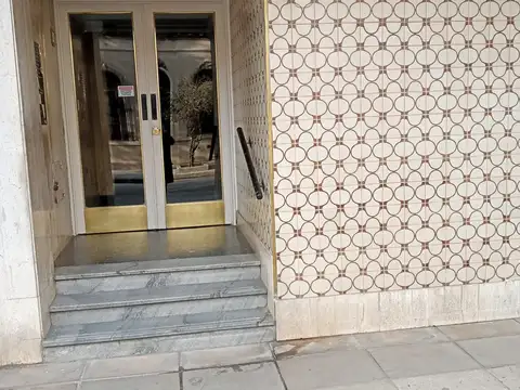 2 ambientes contrafrente con balcon hermosa vista a 2 cuadras de avenida rivadavia