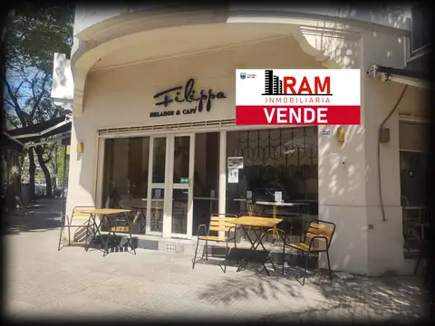 Excelente oportunidad de heladeria/café en villa del parque.