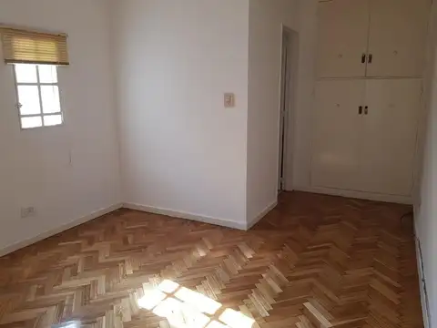 Alegre 2 amb  piso alto muy luminoso