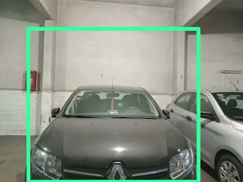 Venta 2 cocheras fijas cubiertas en liniers
