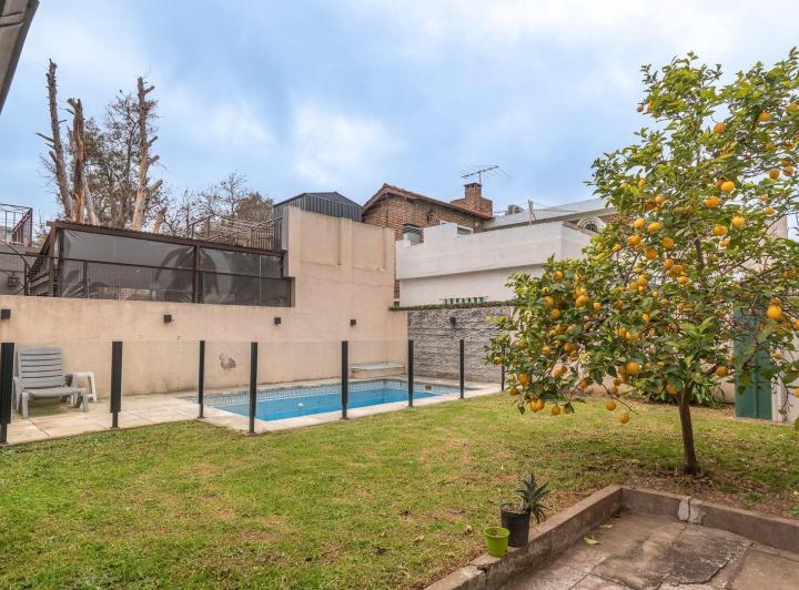 Casa · 130m² · 3 Ambientes · 1 Cochera