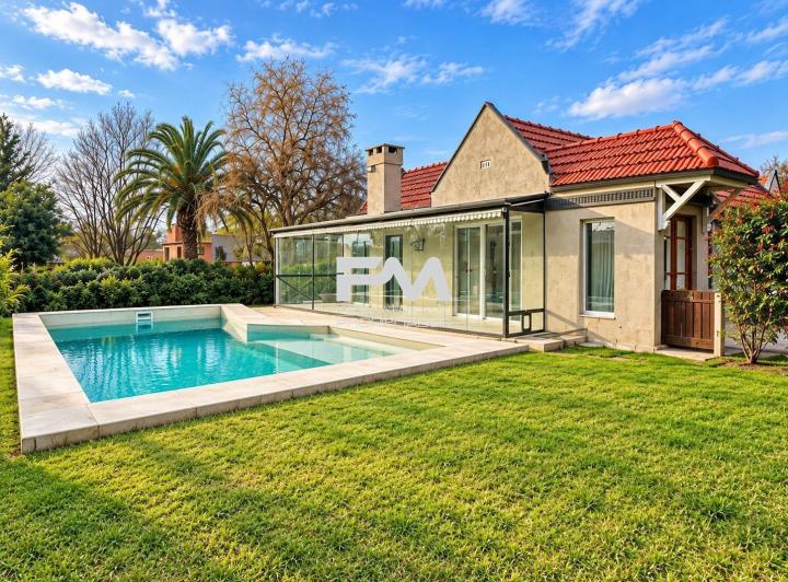 Casa · 1050m² · 6 Ambientes