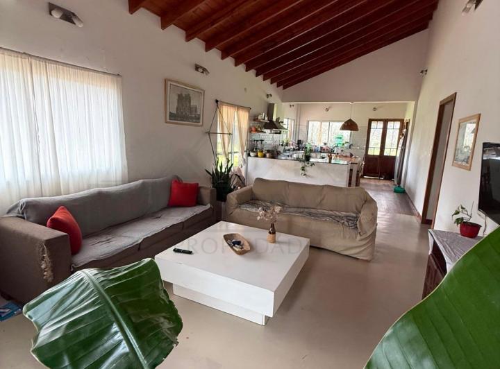 Casa · 113m² · 3 Ambientes · 2 Cocheras