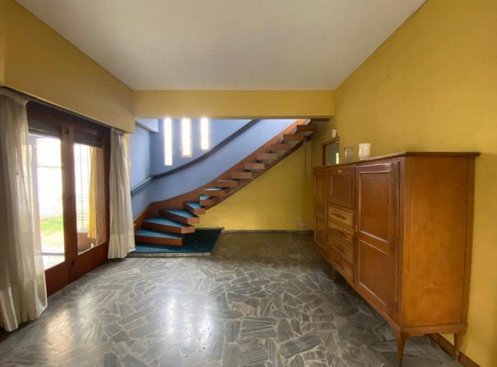 Casa · 190m² · 4 Ambientes · 1 Cochera