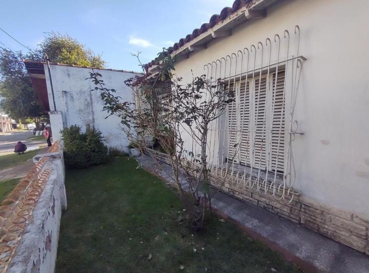 Casa · 148m² · 4 Ambientes · 2 Cocheras