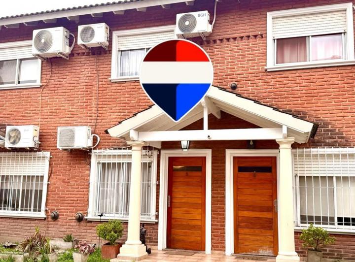 Casa · 120m² · 4 Ambientes · 1 Cochera