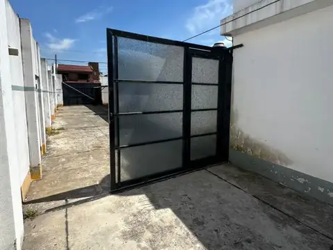 Galpón en Alquiler en Lomas del Mirador, Partido de La Matanza
