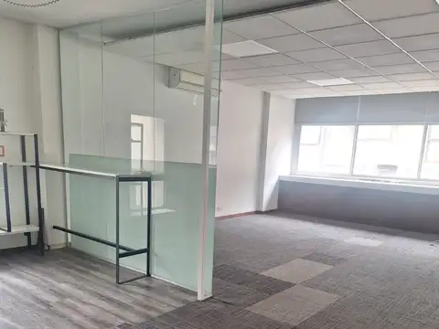 Oficina luminosa