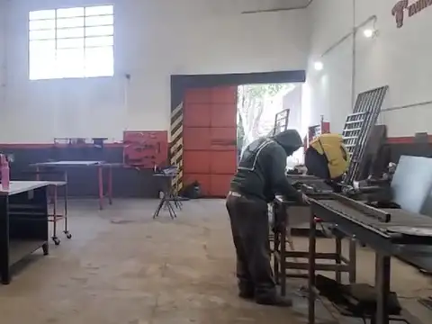 Galpón en Alquiler en Piñeyro, Partido de Avellaneda