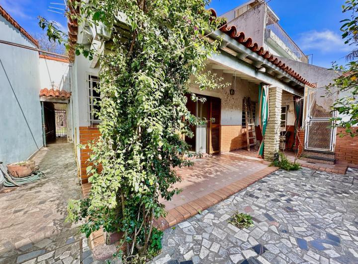 Casa · 116m² · 3 Ambientes · 1 Cochera