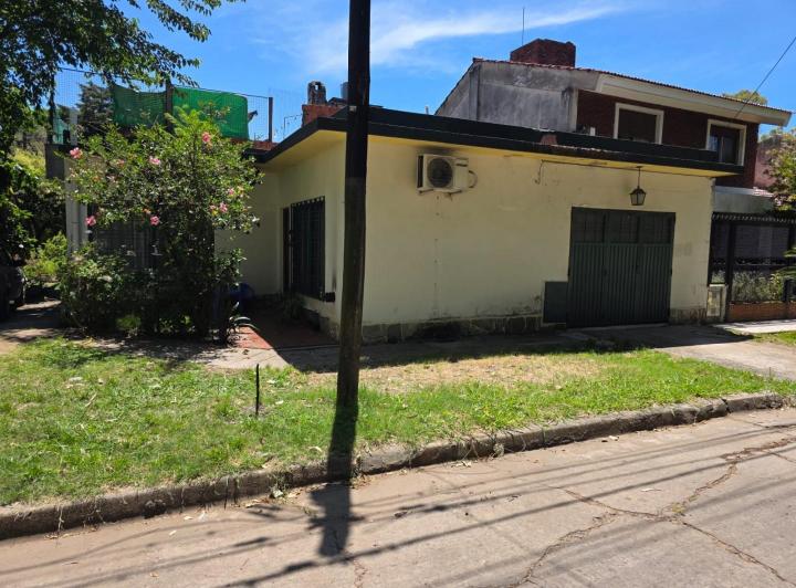 Casa · 60m² · 2 Ambientes · 1 Cochera