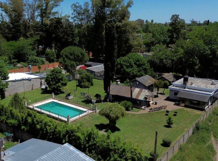 Casa · 150m² · 3 Ambientes · 2 Cocheras