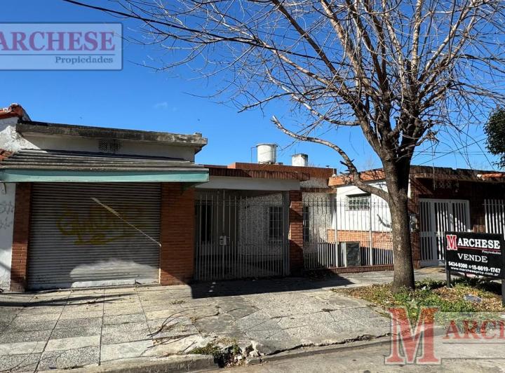 Casa · 100m² · 3 Ambientes · 2 Cocheras
