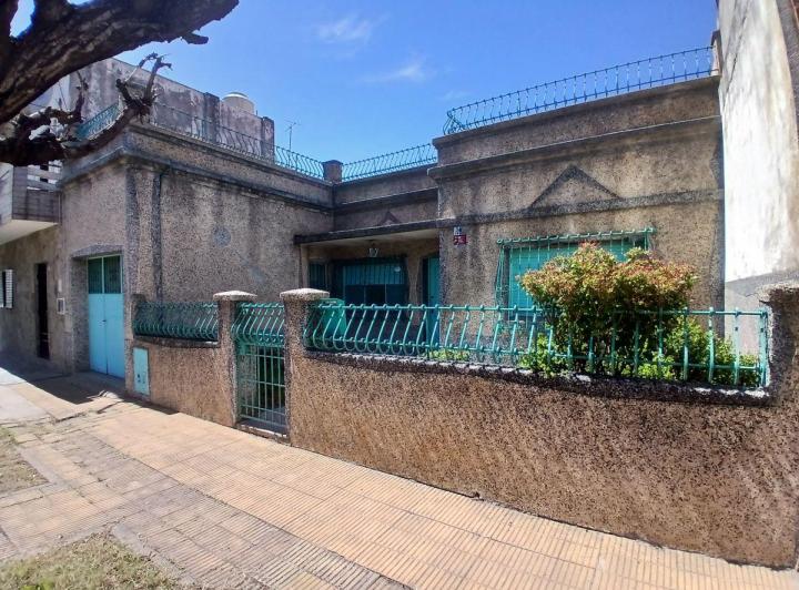 Casa · 120m² · 3 Ambientes · 1 Cochera