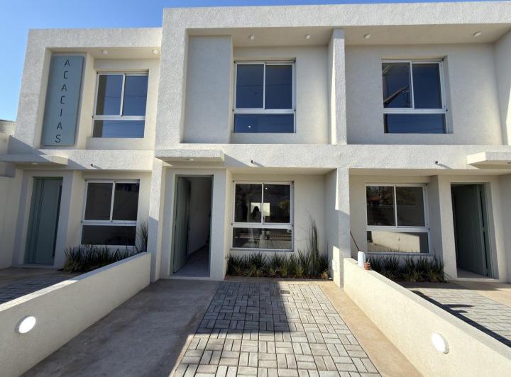 Casa · 79m² · 3 Ambientes · 1 Cochera