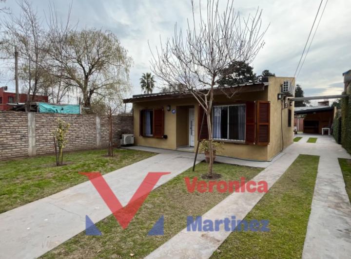 Casa · 103m² · 4 Ambientes · 3 Cocheras