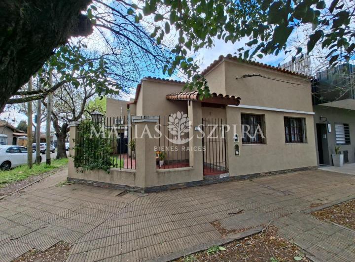 Casa · 131m² · 3 Ambientes · 1 Cochera