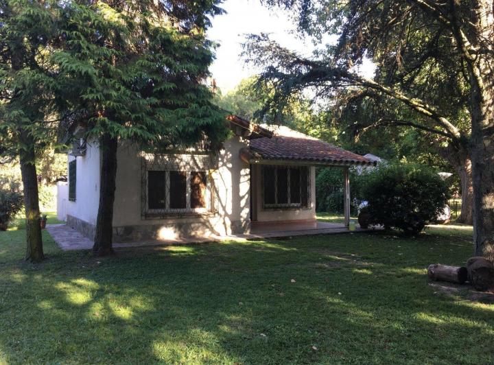 Casa · 60m² · 3 Ambientes · 10 Cocheras
