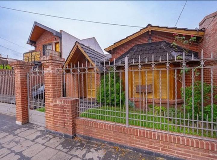 Casa · 138m² · 4 Ambientes · 3 Cocheras